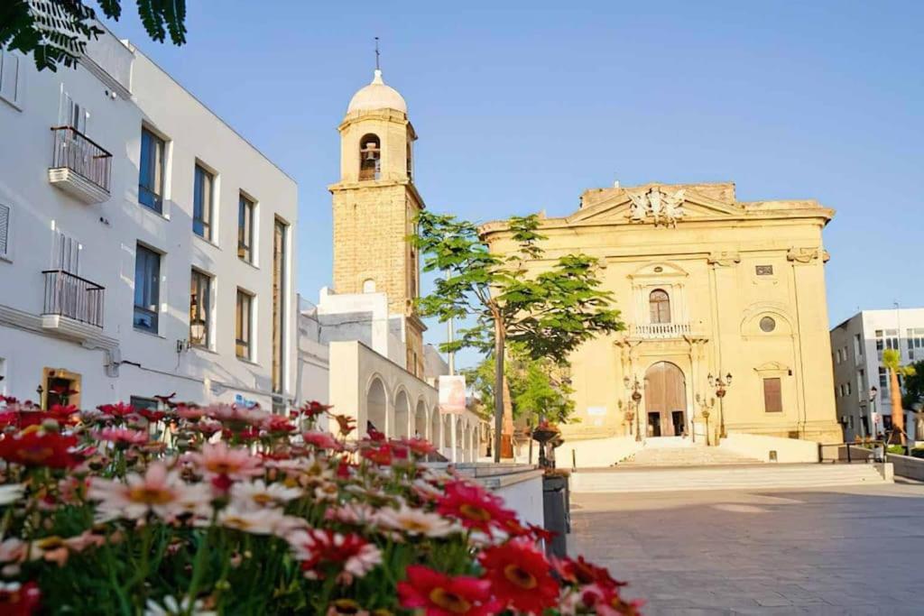 Enjoy The Historic Center Of Chiclana By C. Dreams Apartment ชิกลานา เด ลา ฟรอนเตรา ภายนอก รูปภาพ